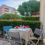 Charming T2 100 Meters From The