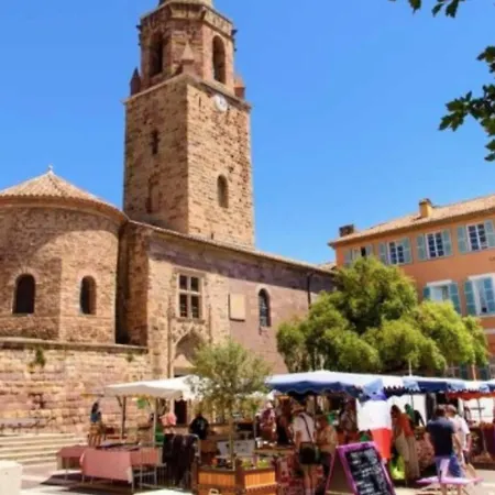 Charming T2 100 Meters From The Apartment *