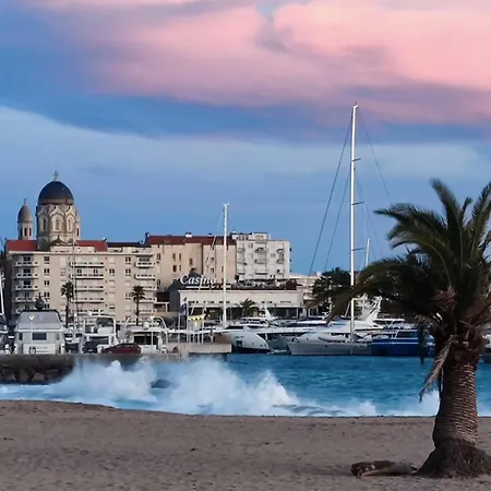 Charming T2 100 Meters From The *