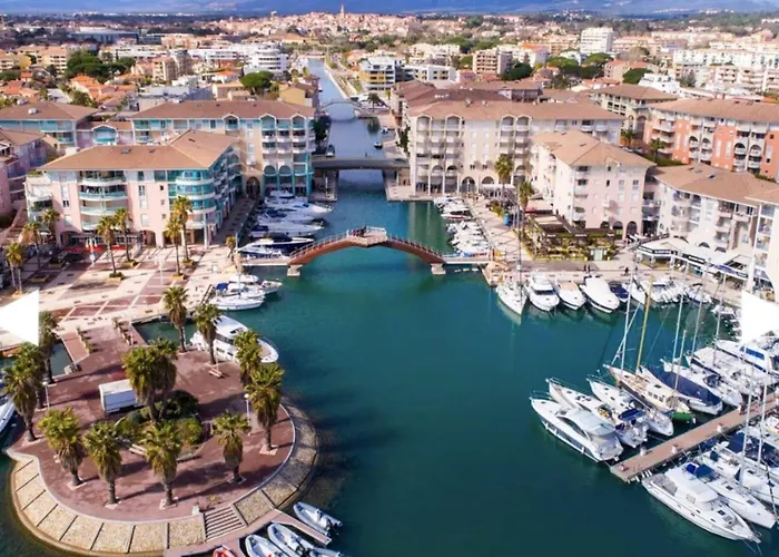 Charming T2 100 Meters From The