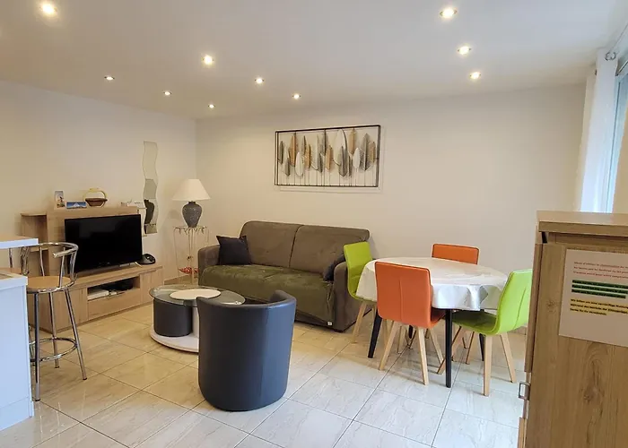 Charming T2 100 Meters From The Fréjus
